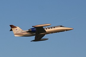 Learjet der Luxemburg Air Rescue mit Zusatztanks an den Flügelspitzen. (Foto: LAR)