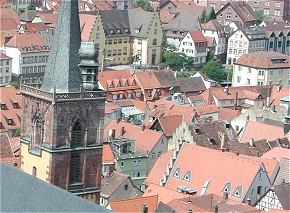 Die Altstadt von Wertheim ist überflutet (Foto: Kadereit, cc-by-sa) 