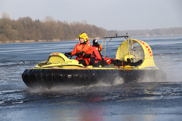 DLRG_Luftkissenboot_Eisrettung_Wasserrettung_IV